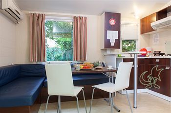 Best Holiday Hotell Grimaud Exteriör bild